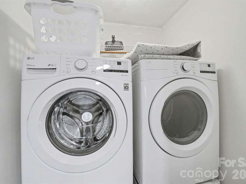 10619 Whittersham Drive, Charlotte, NC 28262.  MLS# CAR4342025, YatesRealty ID 3937. 