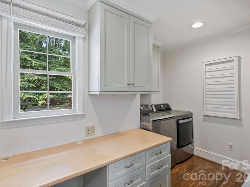 2830 Wickersham Road, Charlotte, NC 28211.  MLS# CAR4400716, YatesRealty ID 39371. 