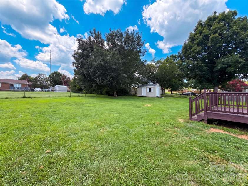 642 Lancer Court, Concord, NC 28027.  MLS# CAR4406082, YatesRealty ID 39375. 
