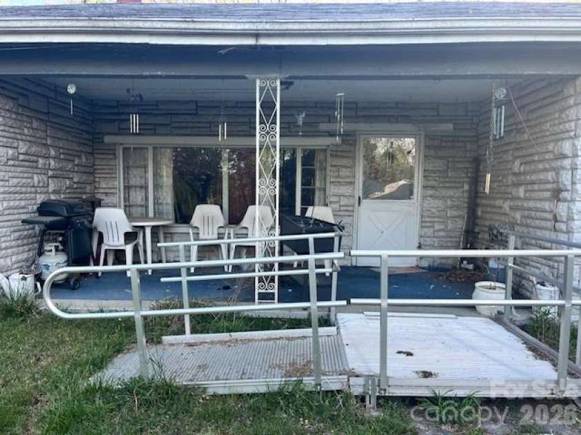 205 Whitson Road, Marion, NC 28752.  MLS# CAR4405955, YatesRealty ID 39376. 