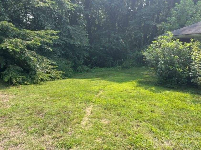 205 Whitson Road, Marion, NC 28752.  MLS# CAR4405955, YatesRealty ID 39376. 