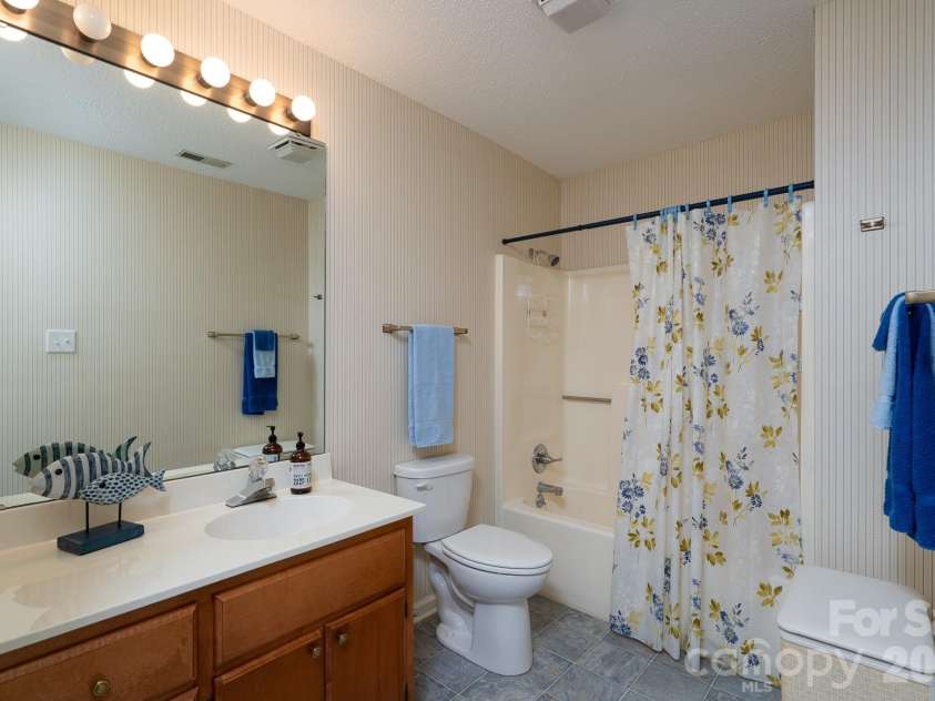 537 Camrose Circle, Concord, NC 28025.  MLS# CAR4406548, YatesRealty ID 39377. 