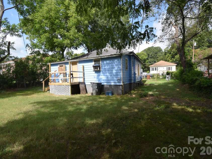 3338 Goble Street, Gastonia, NC 28056.  MLS# CAR4406652, YatesRealty ID 39378. 