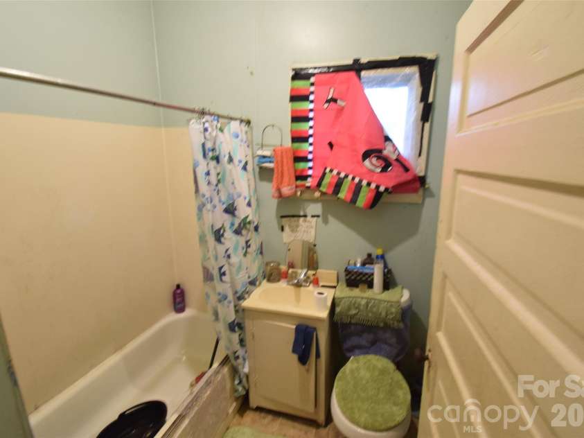 3338 Goble Street, Gastonia, NC 28056.  MLS# CAR4406652, YatesRealty ID 39378. 