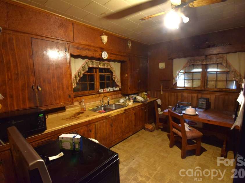3338 Goble Street, Gastonia, NC 28056.  MLS# CAR4406652, YatesRealty ID 39378. 