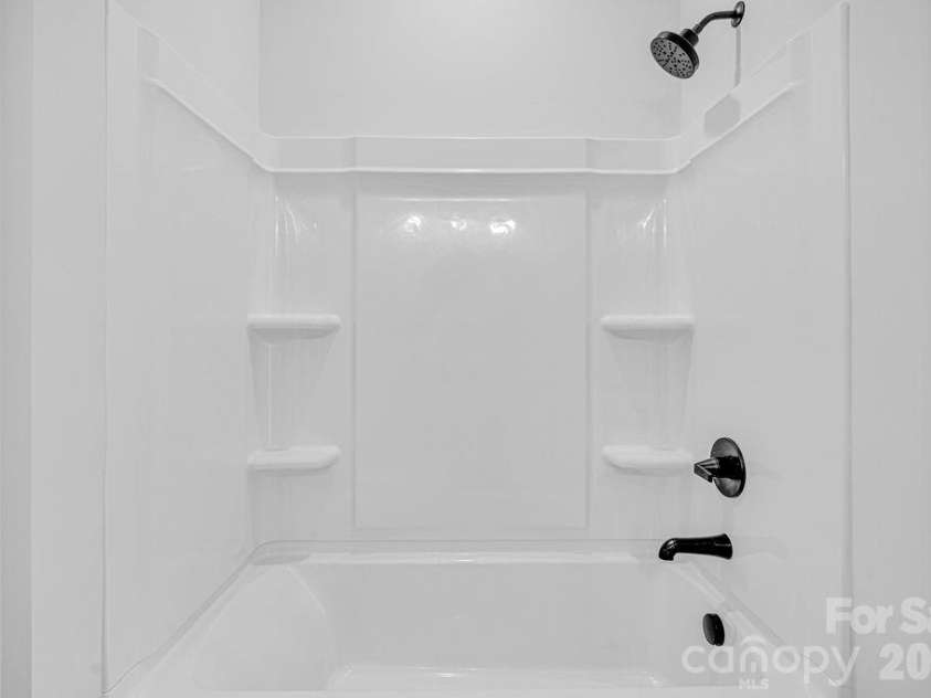 504 Pine Street, Cherryville, NC 28021.  MLS# CAR4406769, YatesRealty ID 39379. 