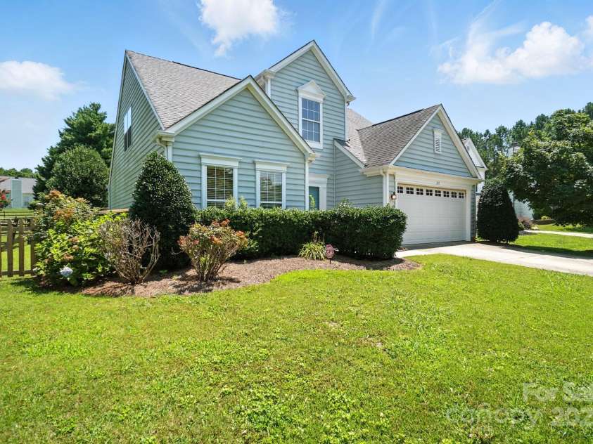 247 Aylesbury Lane, Indian Trail, NC 28079.  MLS# CAR4279028, YatesRealty ID 3938. 