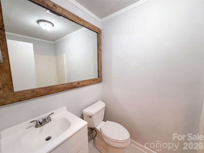 120 Riley Road, Dallas, NC 28034.  MLS# CAR4406089, YatesRealty ID 39380. 
