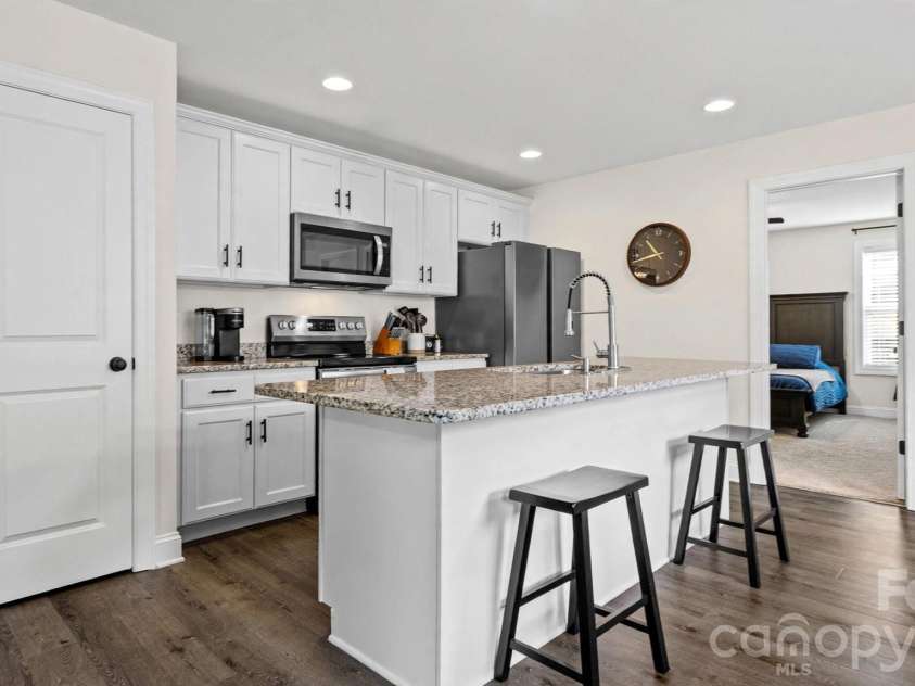 5960 Charlie Walker Road, Kannapolis, NC 28081.  MLS# CAR4406735, YatesRealty ID 39381. 