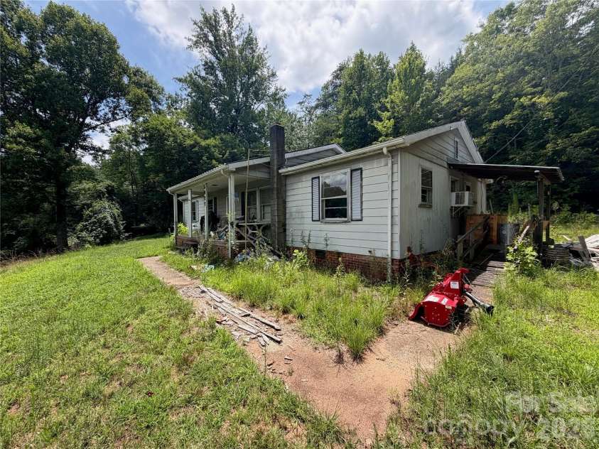 5022 Old NC 18 Highway, Connelly Springs, NC 28612.  MLS# CAR4406749, YatesRealty ID 39383. 