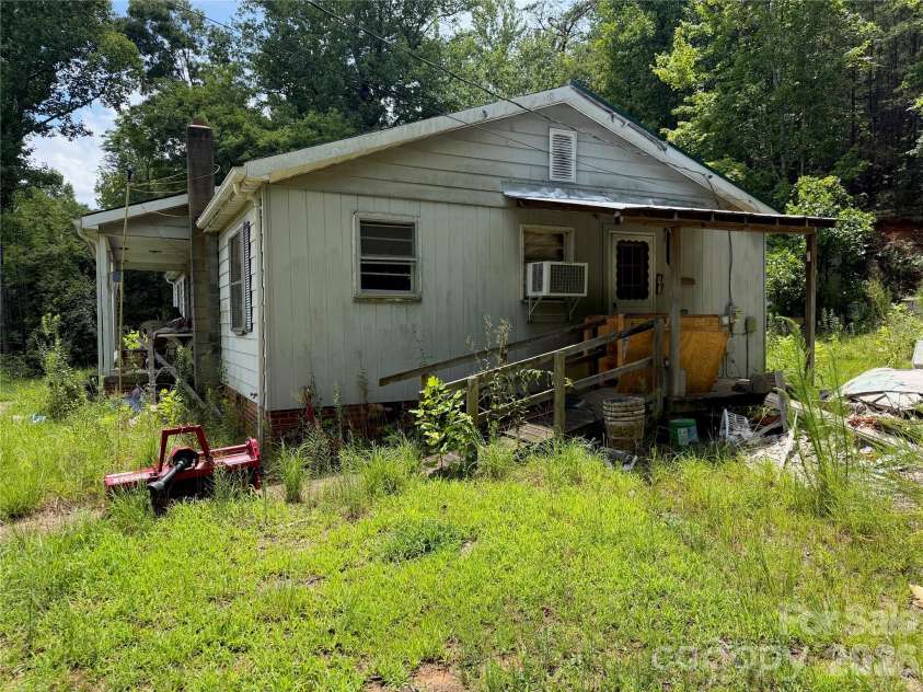 5022 Old NC 18 Highway, Connelly Springs, NC 28612.  MLS# CAR4406749, YatesRealty ID 39383. 
