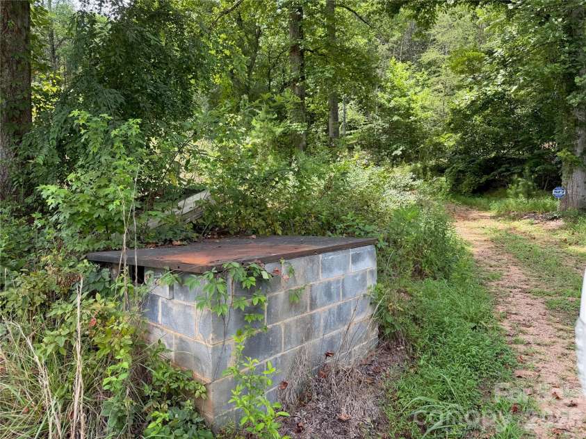 5022 Old NC 18 Highway, Connelly Springs, NC 28612.  MLS# CAR4406749, YatesRealty ID 39383. 