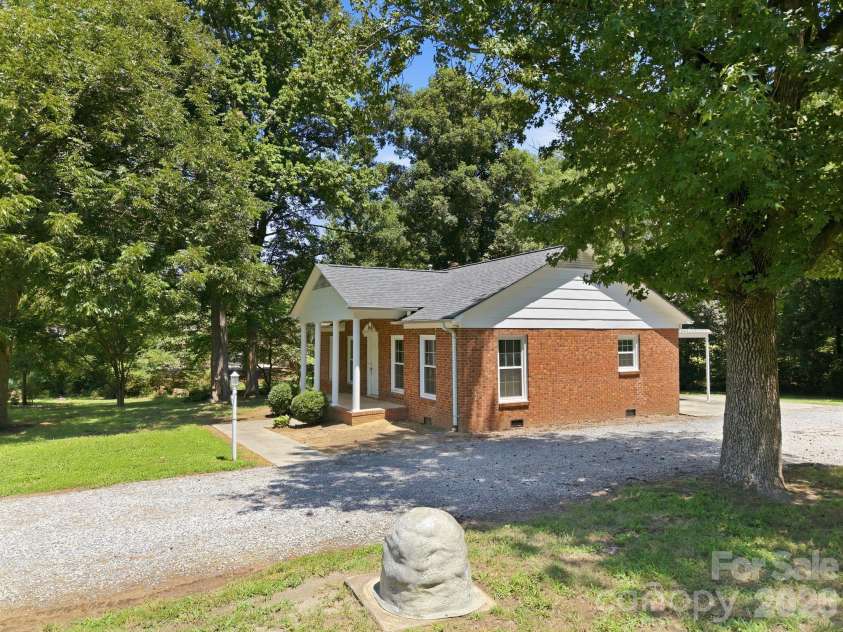 8285 Us Highway 52 Highway, Rockwell, NC 28138.  MLS# CAR4406458, YatesRealty ID 39384. 