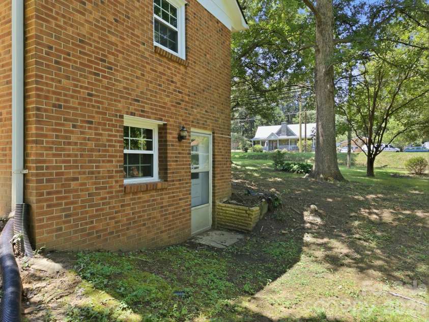 8285 Us Highway 52 Highway, Rockwell, NC 28138.  MLS# CAR4406458, YatesRealty ID 39384. 