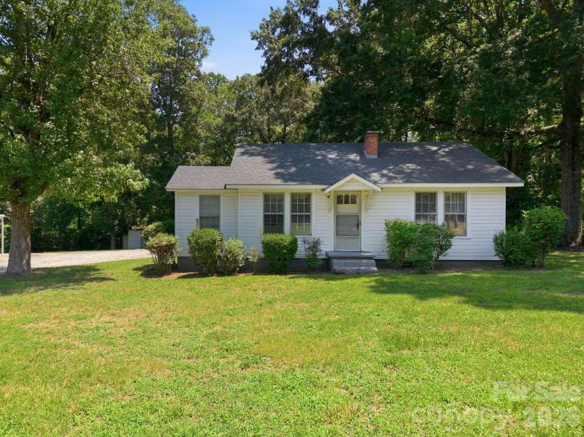 8285 Us Highway 52 Highway, Rockwell, NC 28138.  MLS# CAR4406458, YatesRealty ID 39384. 