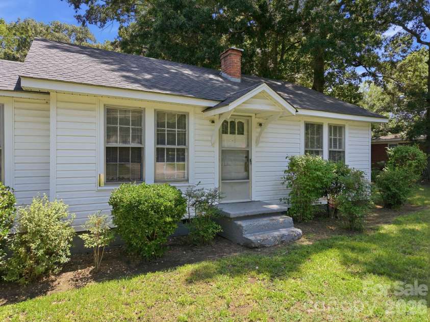 8285 Us Highway 52 Highway, Rockwell, NC 28138.  MLS# CAR4406458, YatesRealty ID 39384. 