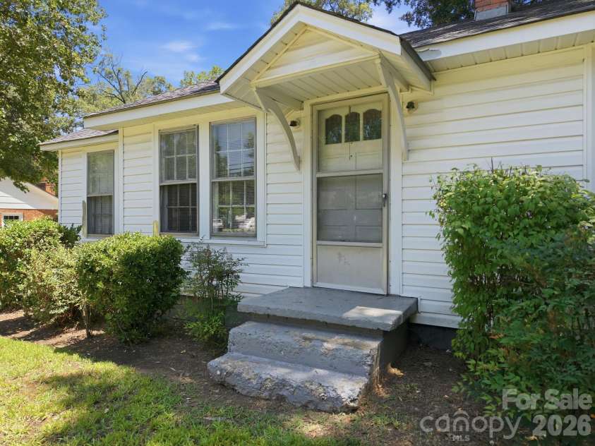 8285 Us Highway 52 Highway, Rockwell, NC 28138.  MLS# CAR4406458, YatesRealty ID 39384. 