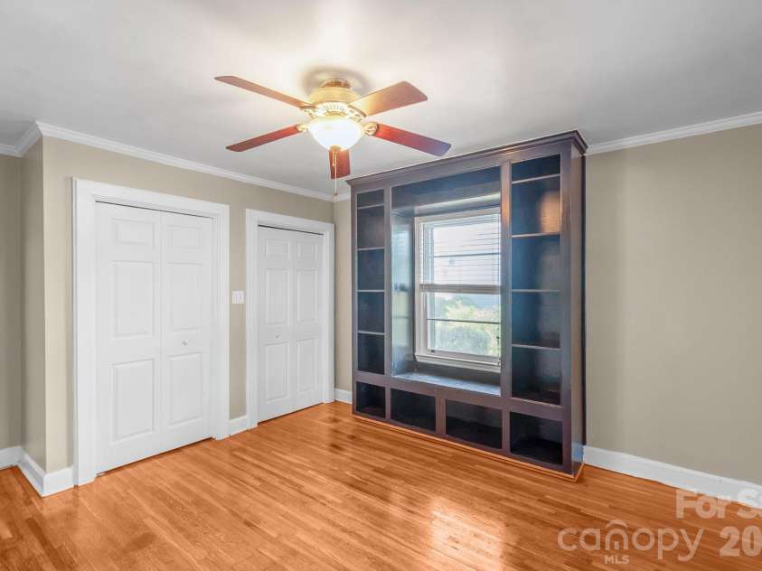 207 Park Drive, Kershaw, SC 29067.  MLS# CAR4406292, YatesRealty ID 39386. 