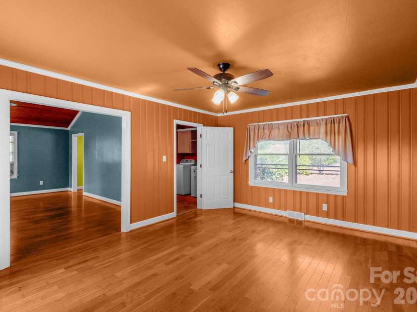 207 Park Drive, Kershaw, SC 29067.  MLS# CAR4406292, YatesRealty ID 39386. 