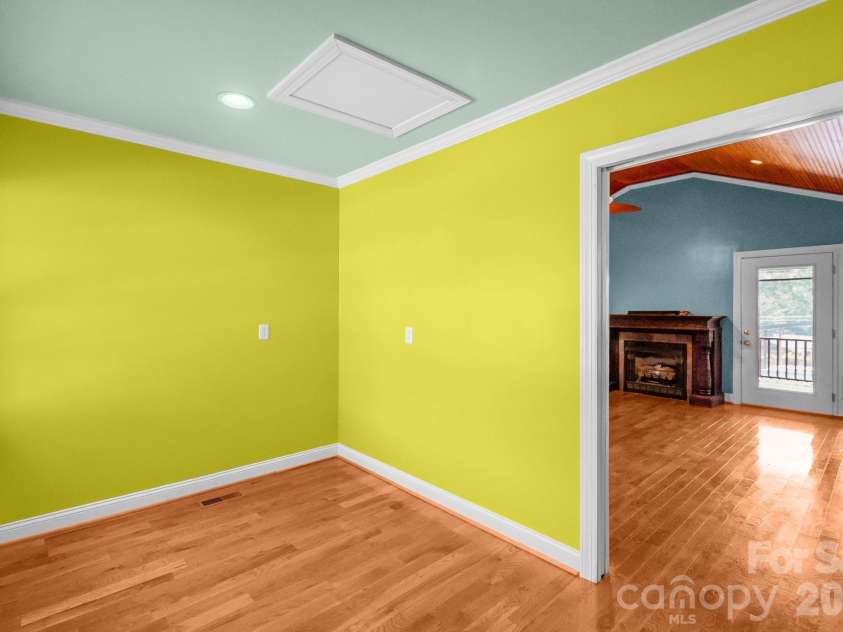 207 Park Drive, Kershaw, SC 29067.  MLS# CAR4406292, YatesRealty ID 39386. 