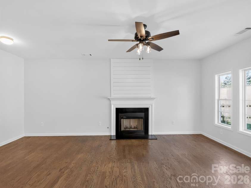 502 Drayton Hall Boulevard, Duncan, SC 29334.  MLS# CAR4406797, YatesRealty ID 39387. 