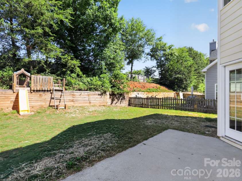502 Drayton Hall Boulevard, Duncan, SC 29334.  MLS# CAR4406797, YatesRealty ID 39387. 