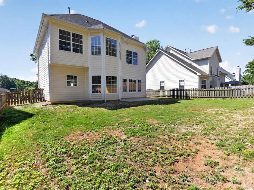 502 Drayton Hall Boulevard, Duncan, SC 29334.  MLS# CAR4406797, YatesRealty ID 39387. 