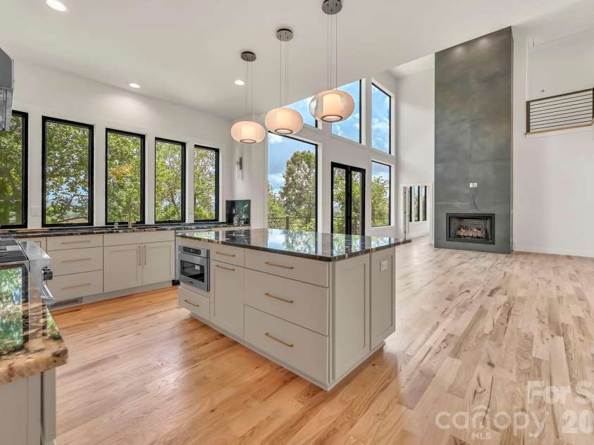 227 Pisgah Ridge Trail, Mills River, NC 28759.  MLS# CAR4397121, YatesRealty ID 39388. 