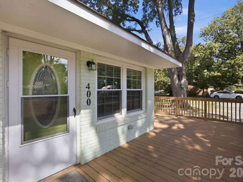 400 Olin Drive, Waxhaw, NC 28173.  MLS# CAR4406801, YatesRealty ID 39389. 