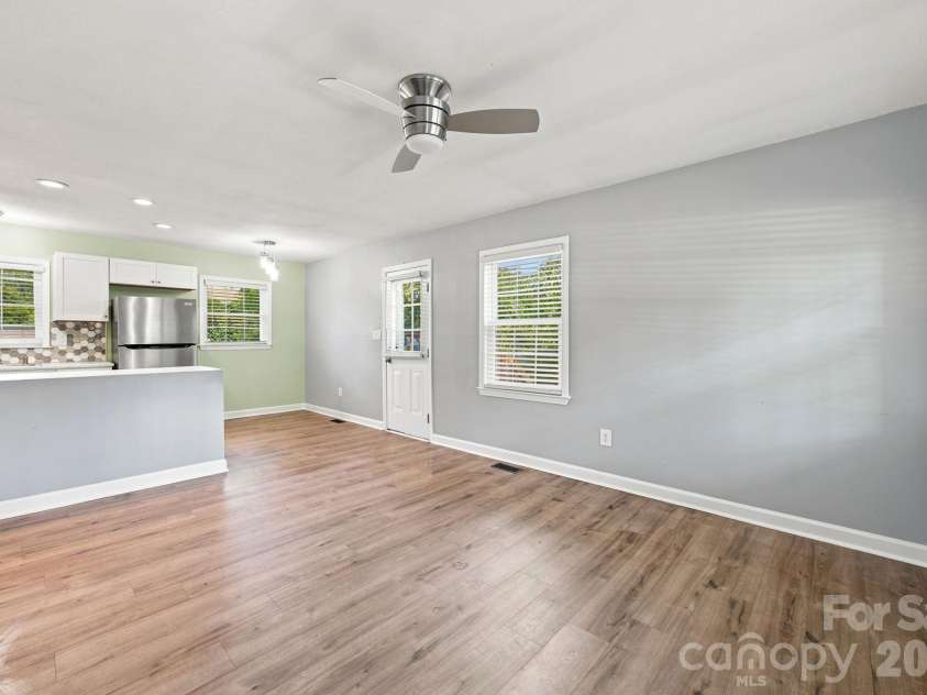 400 Olin Drive, Waxhaw, NC 28173.  MLS# CAR4406801, YatesRealty ID 39389. 