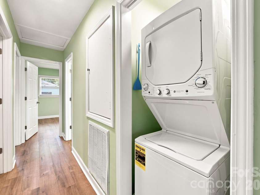 400 Olin Drive, Waxhaw, NC 28173.  MLS# CAR4406801, YatesRealty ID 39389. 