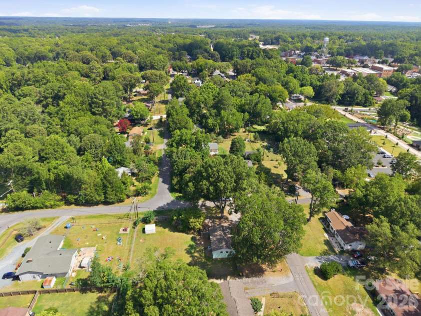 400 Olin Drive, Waxhaw, NC 28173.  MLS# CAR4406801, YatesRealty ID 39389. 