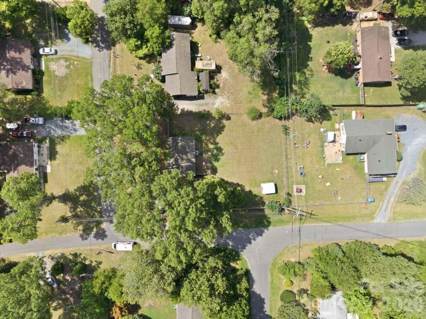 400 Olin Drive, Waxhaw, NC 28173.  MLS# CAR4406801, YatesRealty ID 39389. 