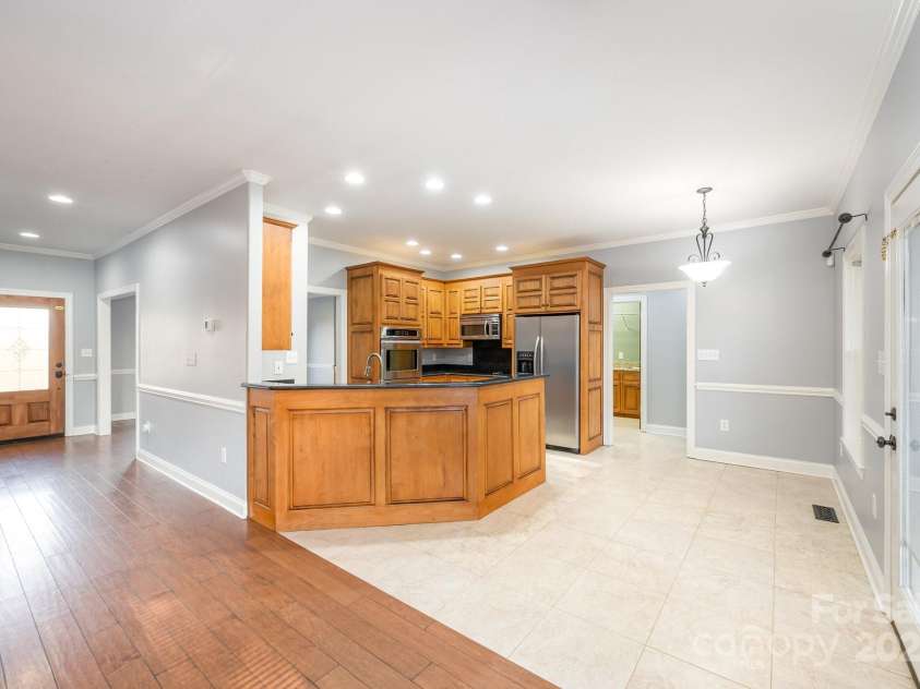 182 Canal Drive, Statesville, NC 28677.  MLS# CAR4318839, YatesRealty ID 3939. 