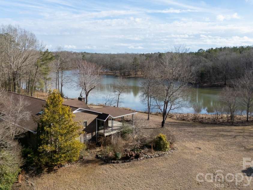 2025 Creekwood Drive, York, SC 29745.  MLS# CAR4350512, YatesRealty ID 3939. 