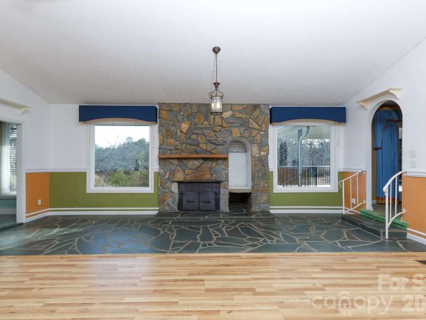 2025 Creekwood Drive, York, SC 29745.  MLS# CAR4350512, YatesRealty ID 3939. 