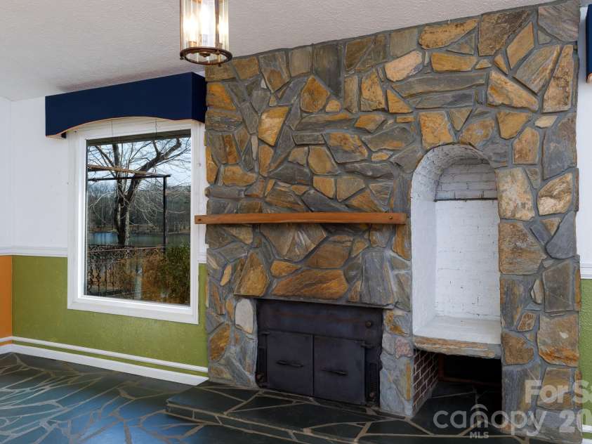 2025 Creekwood Drive, York, SC 29745.  MLS# CAR4350512, YatesRealty ID 3939. 