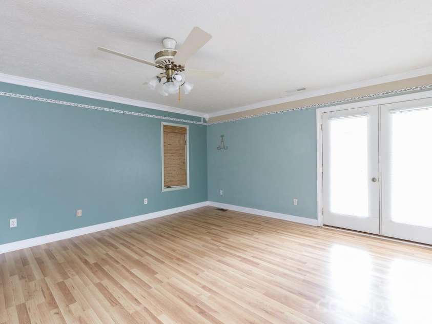 2025 Creekwood Drive, York, SC 29745.  MLS# CAR4350512, YatesRealty ID 3939. 