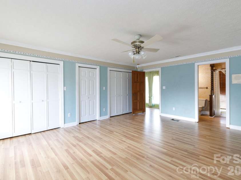 2025 Creekwood Drive, York, SC 29745.  MLS# CAR4350512, YatesRealty ID 3939. 