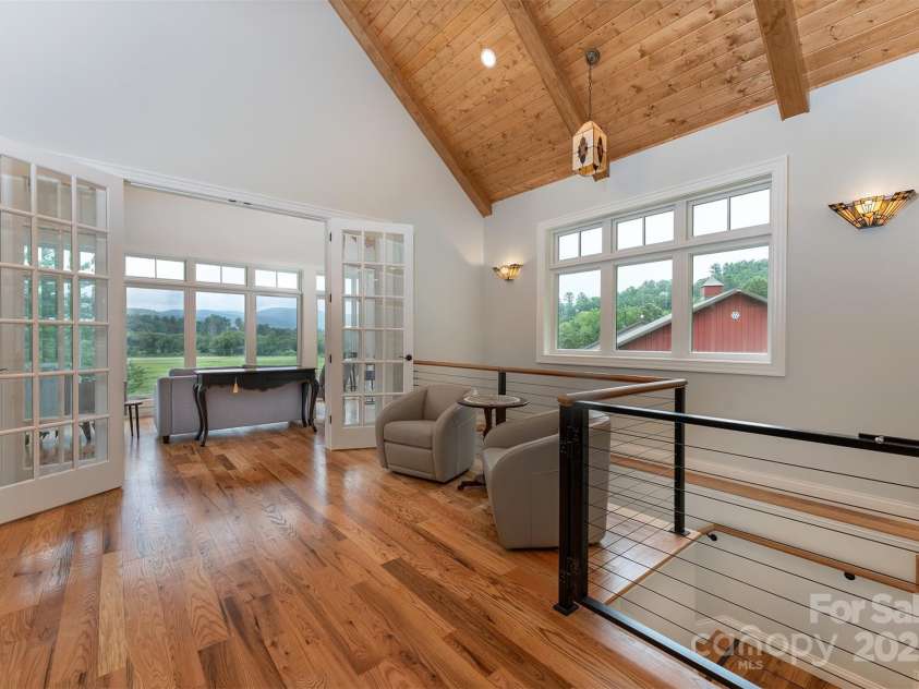 326 Golden Valley Drive, Hendersonville, NC 28792.  MLS# CAR4285280, YatesRealty ID 3939. 