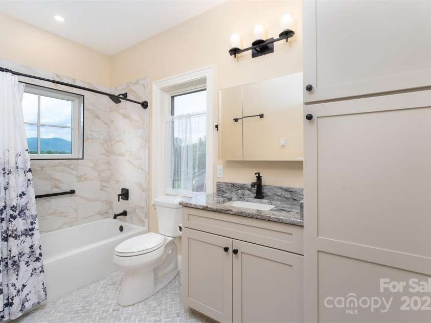 326 Golden Valley Drive, Hendersonville, NC 28792.  MLS# CAR4285280, YatesRealty ID 3939. 