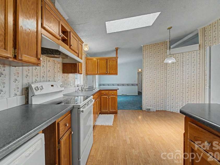 394 Anderson Creek Road, Robbinsville, NC 28771.  MLS# CAR4406792, YatesRealty ID 39390. 