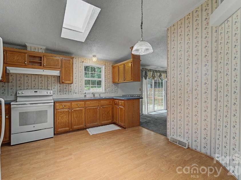 394 Anderson Creek Road, Robbinsville, NC 28771.  MLS# CAR4406792, YatesRealty ID 39390. 