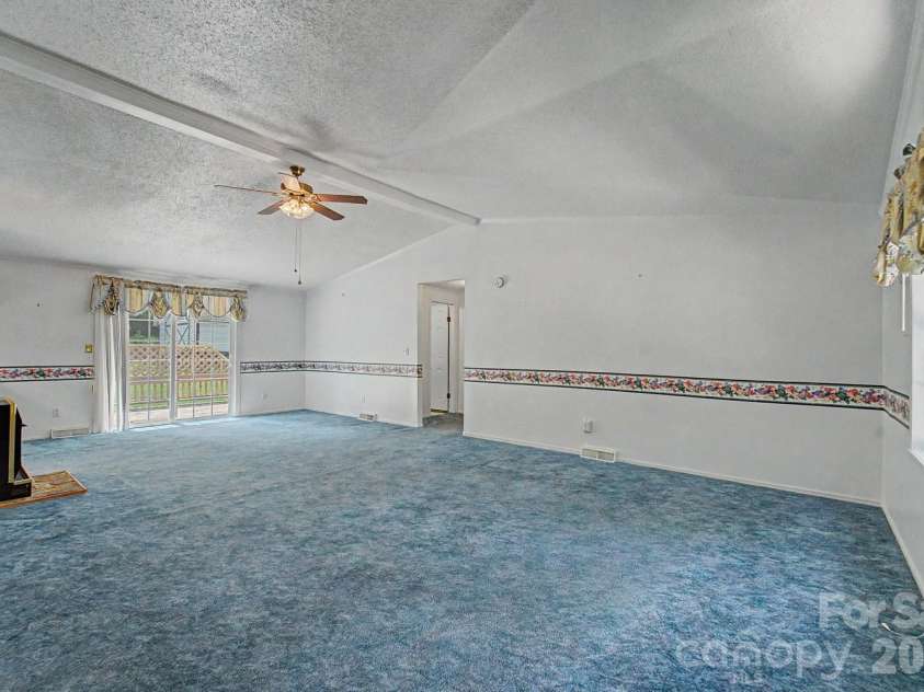 394 Anderson Creek Road, Robbinsville, NC 28771.  MLS# CAR4406792, YatesRealty ID 39390. 