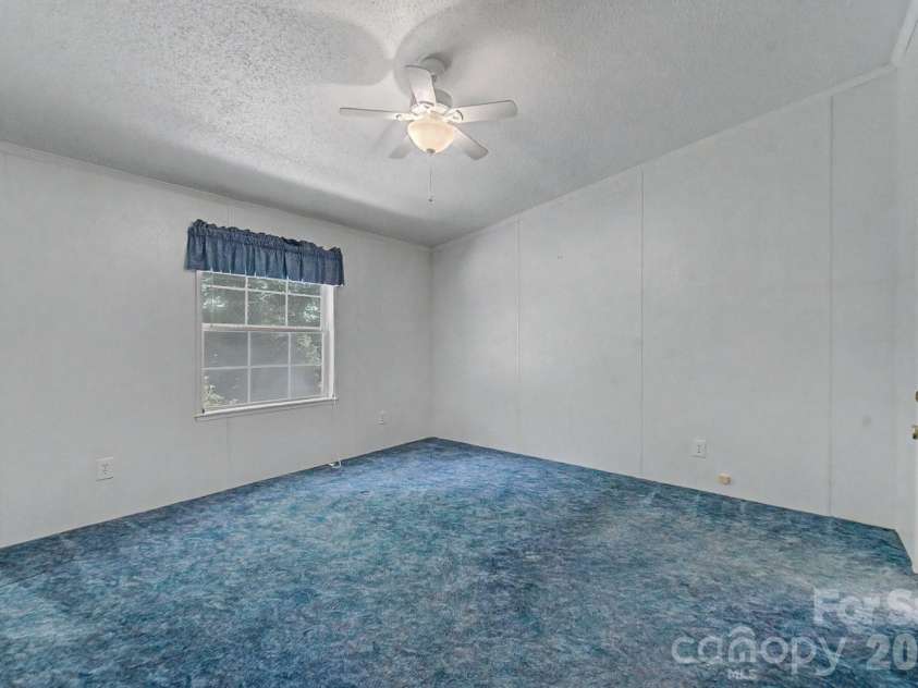 394 Anderson Creek Road, Robbinsville, NC 28771.  MLS# CAR4406792, YatesRealty ID 39390. 