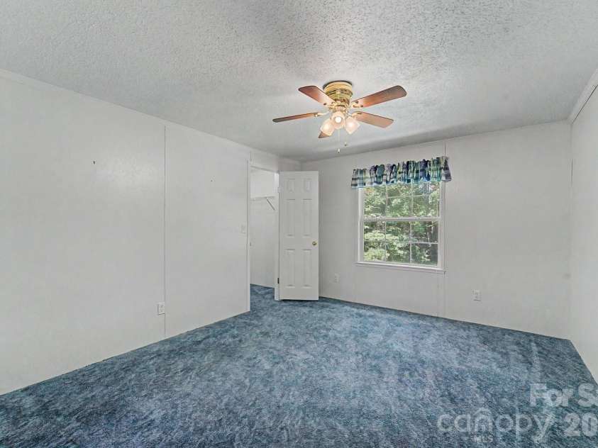 394 Anderson Creek Road, Robbinsville, NC 28771.  MLS# CAR4406792, YatesRealty ID 39390. 