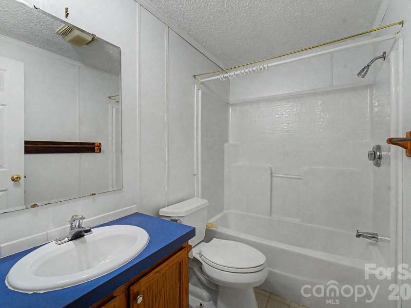 394 Anderson Creek Road, Robbinsville, NC 28771.  MLS# CAR4406792, YatesRealty ID 39390. 