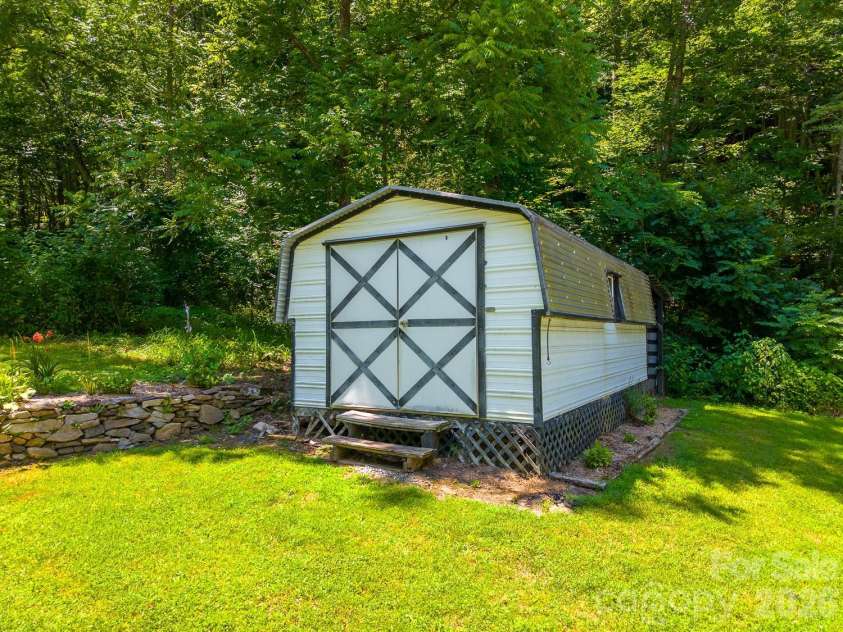 394 Anderson Creek Road, Robbinsville, NC 28771.  MLS# CAR4406792, YatesRealty ID 39390. 