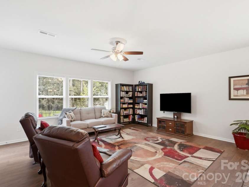2667 Andes Drive, Statesville, NC 28625.  MLS# CAR4406112, YatesRealty ID 39391. Comfortable gathering space.