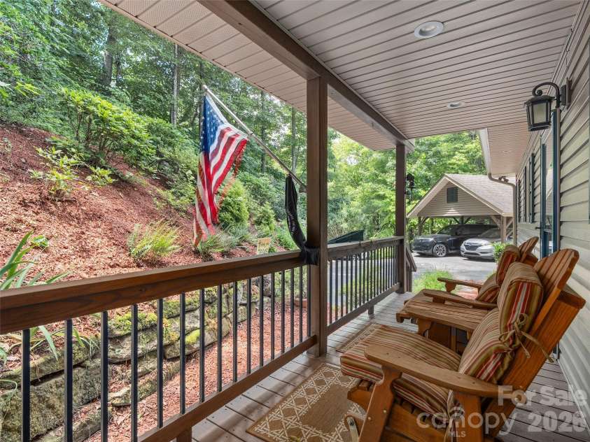 39 Maplewood Drive, Maggie Valley, NC 28751.  MLS# CAR4406805, YatesRealty ID 39396. 